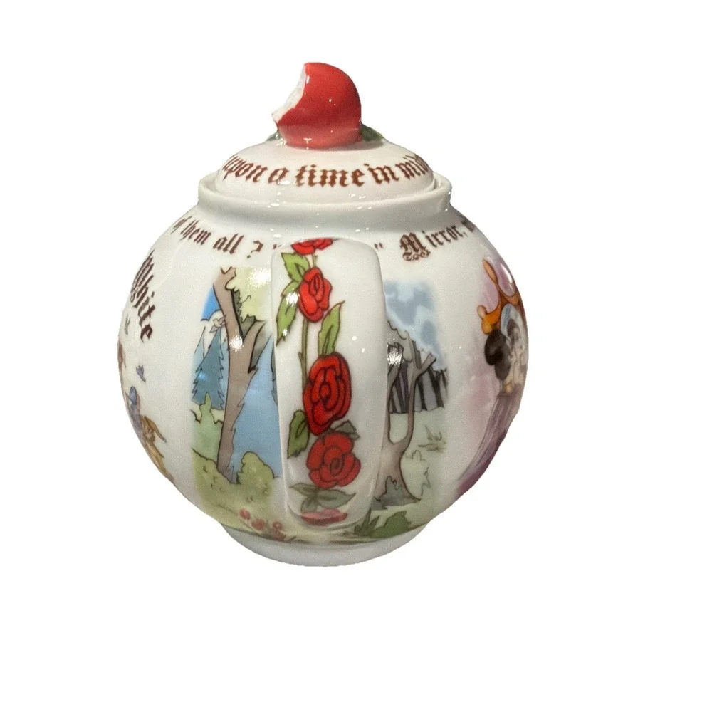 Paul Cardew Design Teapot Snow White Poisoned Apple Porcelain England‎ 2012 NWB